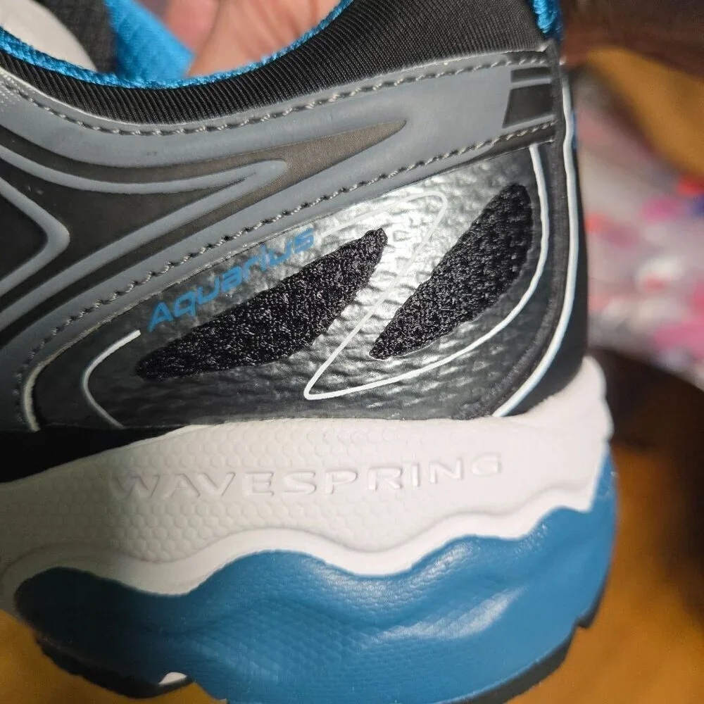 Spira Aquarius NWT Gray Running Training Shoes Size 10D/43 SRA131-D